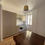 Nichome New Quiet Lägenhet